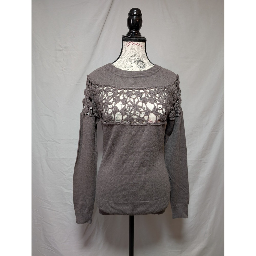 Lux By Anthropologie Gray Floral Crochet Yoke‎ Knit Boho Sweater Women's Medium
